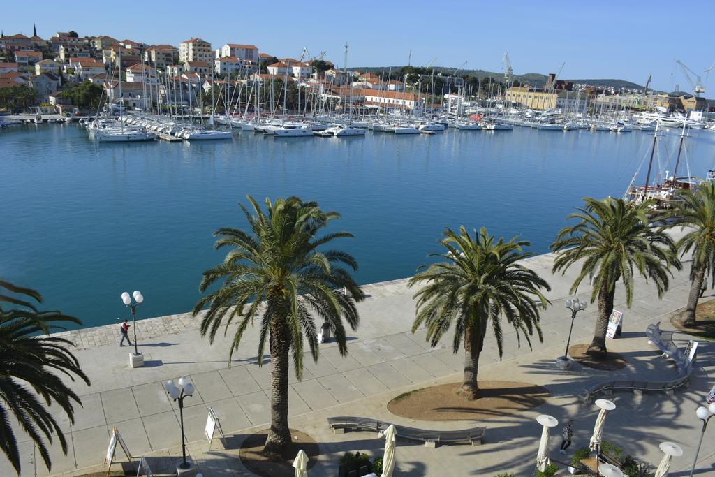 XII Century Heritage Hotel Trogir Exterior foto